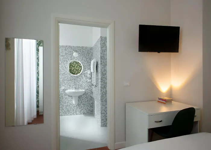 Palazzo Sant'antonio 3* Nápoles